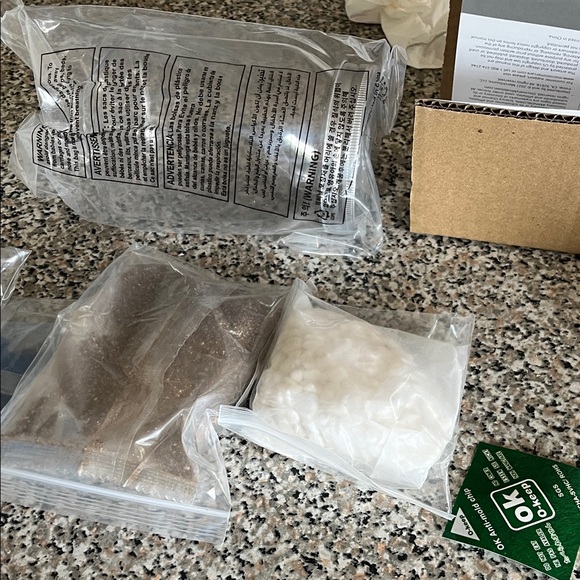 Discovery Terrarium Kit - Picture 4 of 5